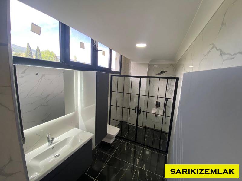 Edremit Güre Mah`da5+1  Villa. - 13